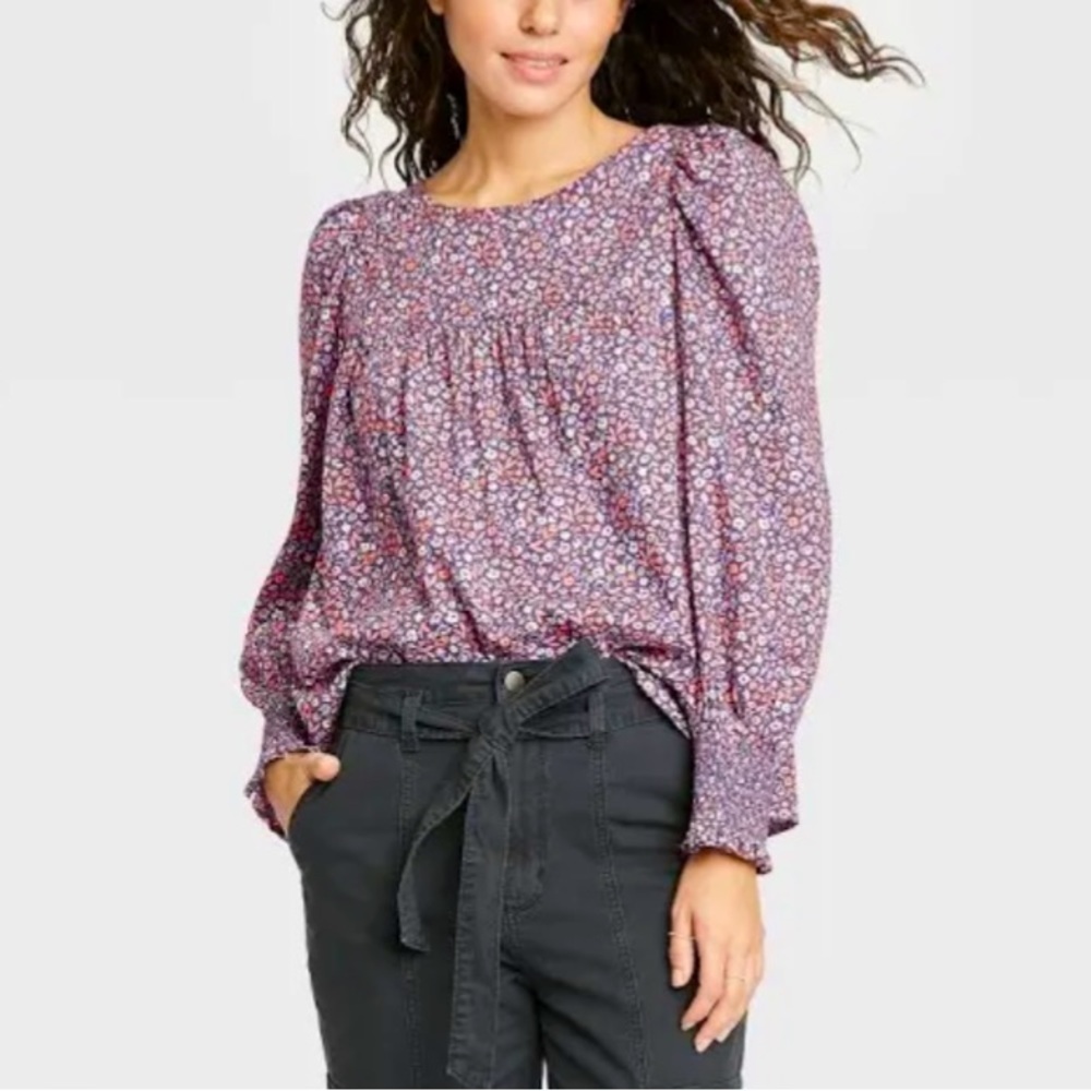 Universal Thread Womens Balloon Long Sleeve Floral Blouse‎